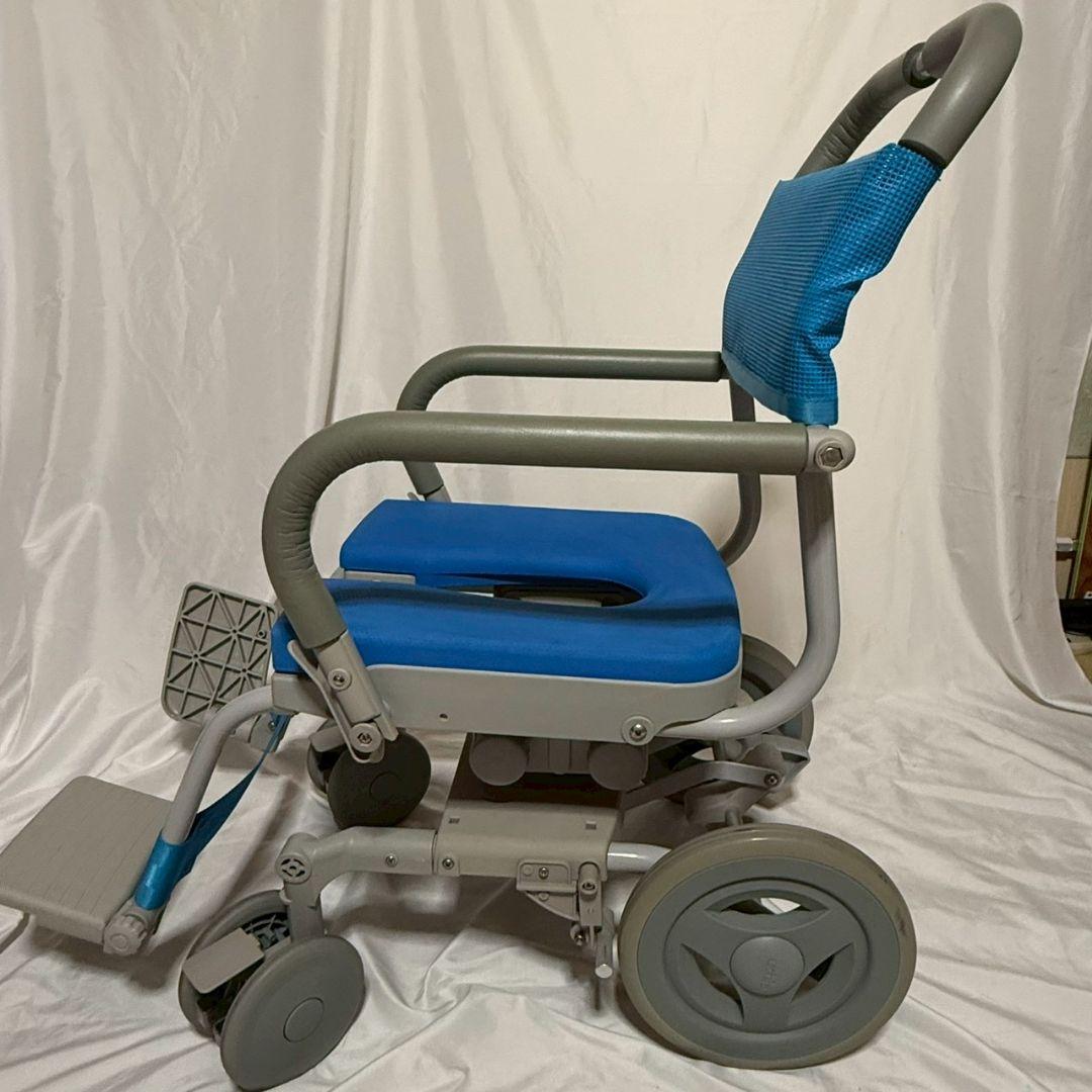 シャワーキャリー　入浴用車イス　 ウチエ社製　UD型　ブレーキ付き　uchie