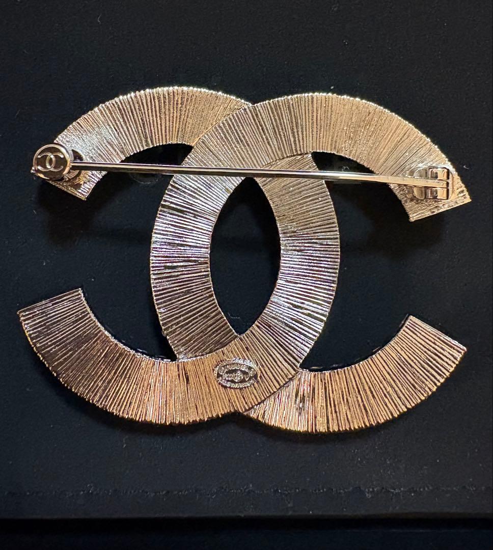 CHANEL ダブルCロゴ ブローチ