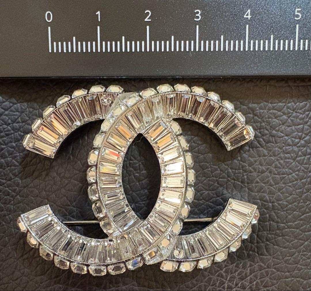CHANEL ダブルCロゴ ブローチ