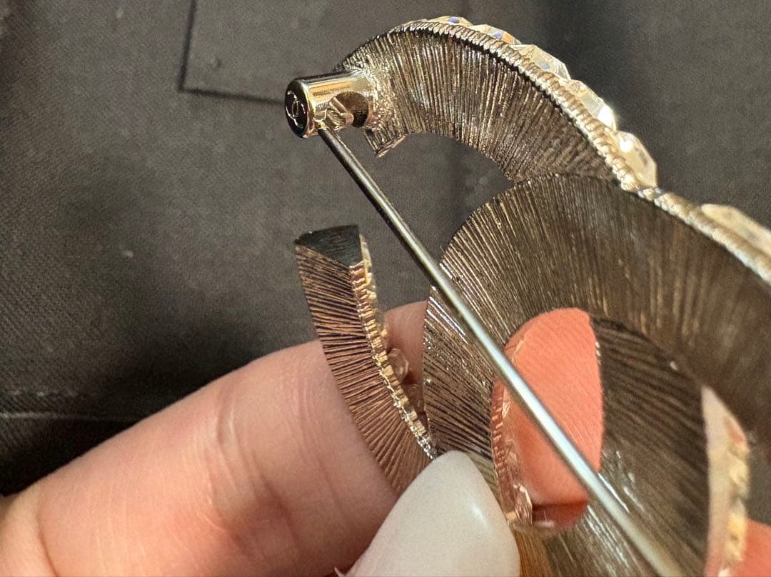 CHANEL ダブルCロゴ ブローチ