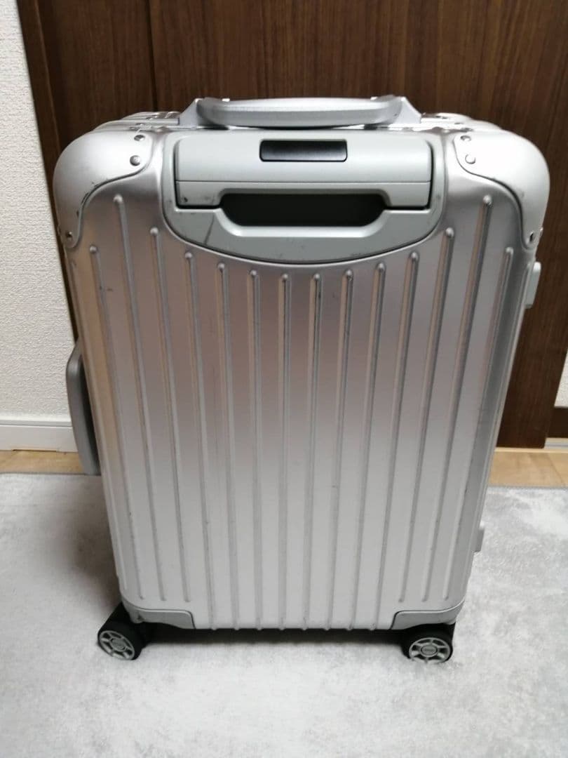 RIMOWA TOPAS 3２Ｌマルチホイール 機内持ち込み可能 廃盤品