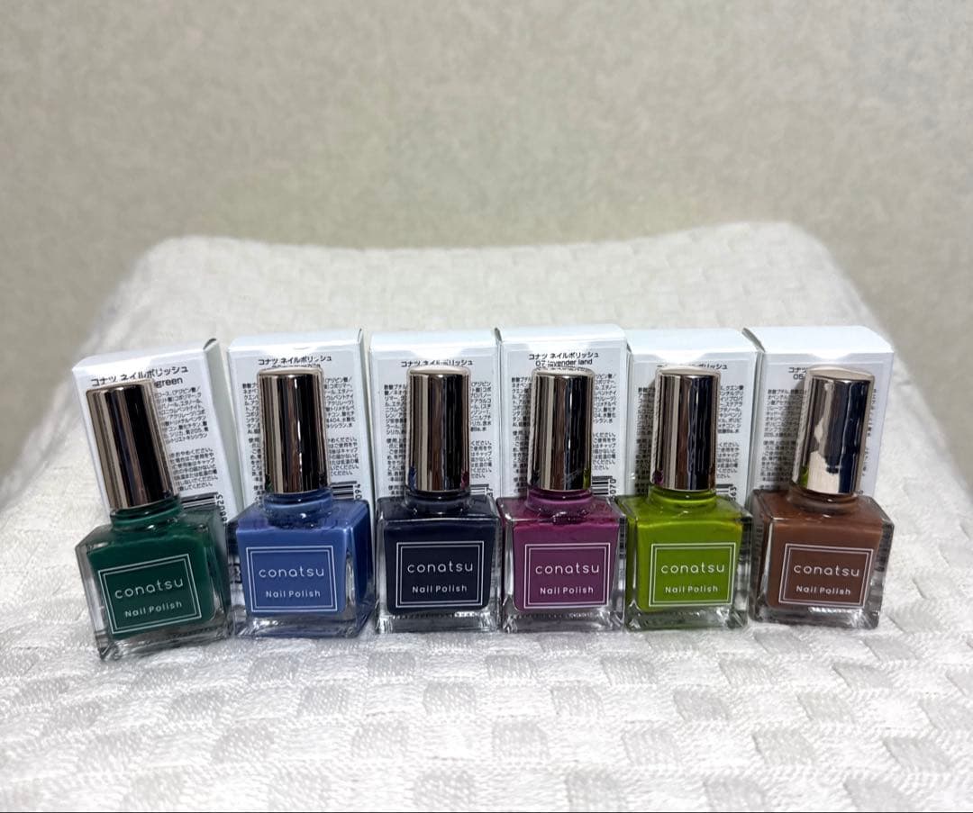 conatsu nail polish. コナツ　6色セット