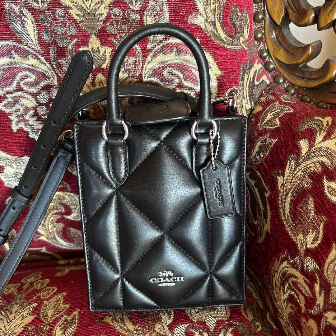 ミク★❣️コーチ　ミニショルダーバッグ　✨未使用に近い