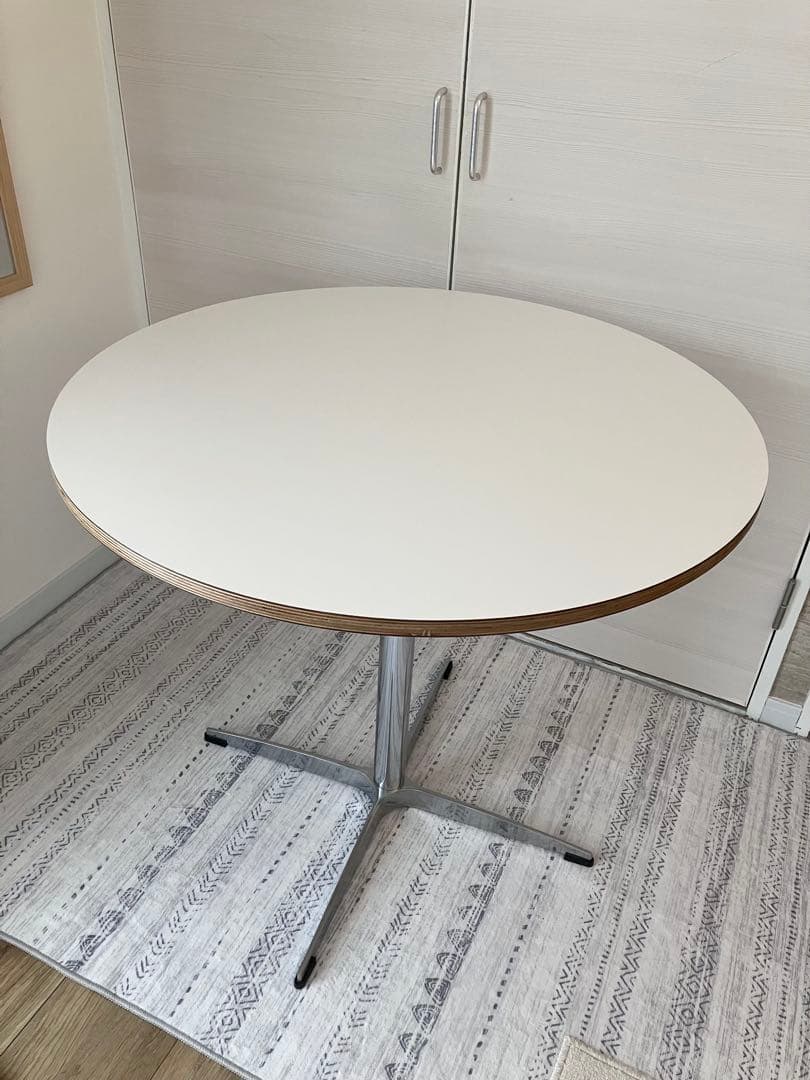 【美品】カフェテーブル ラウンドテーブル 直径80cm