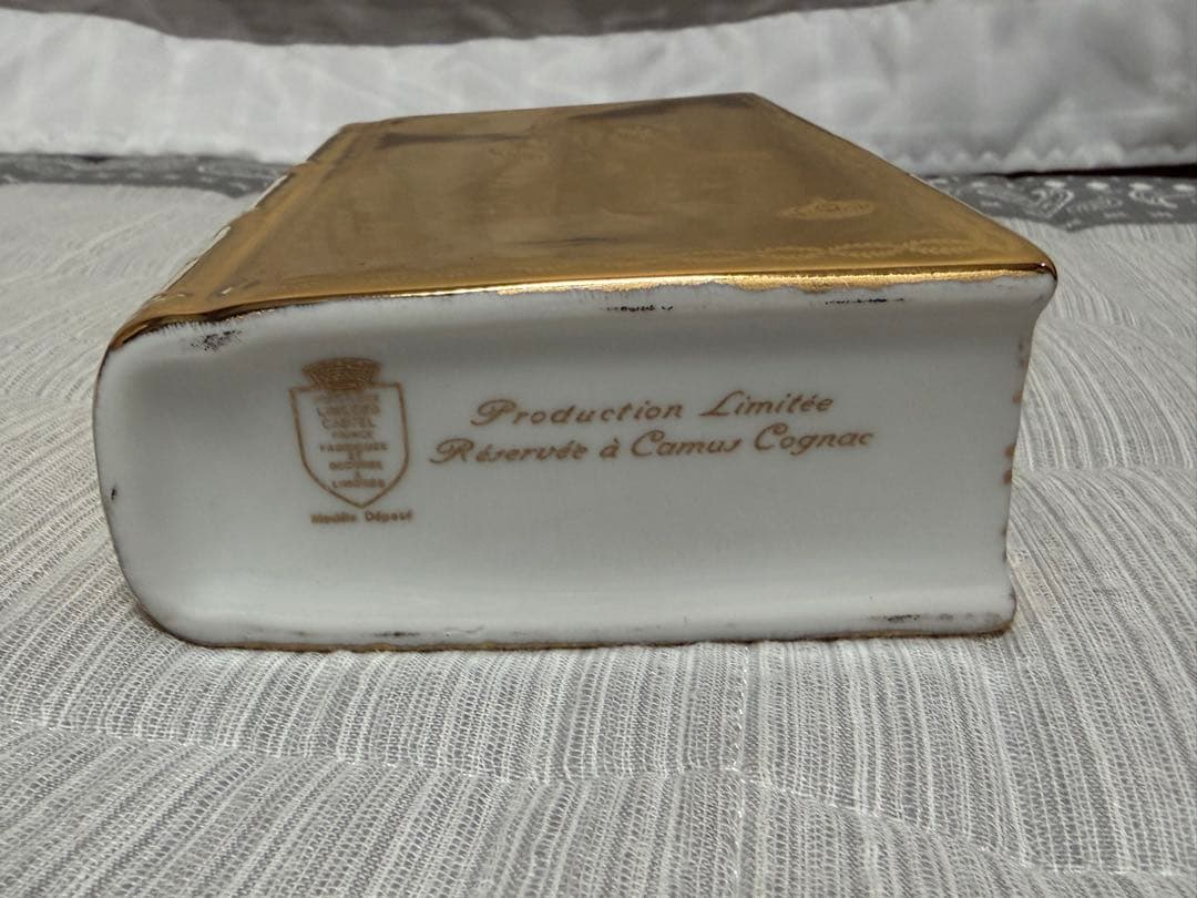 【未開栓】カミュ ナポレオンブック ゴールド 700ml 替栓付き＆ミニブック付