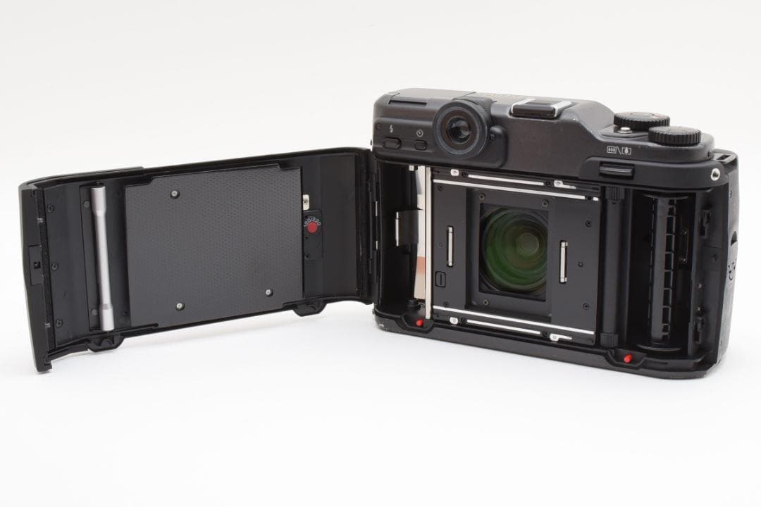 フジフィルム　 FUJIFILM GA645Zi Professional