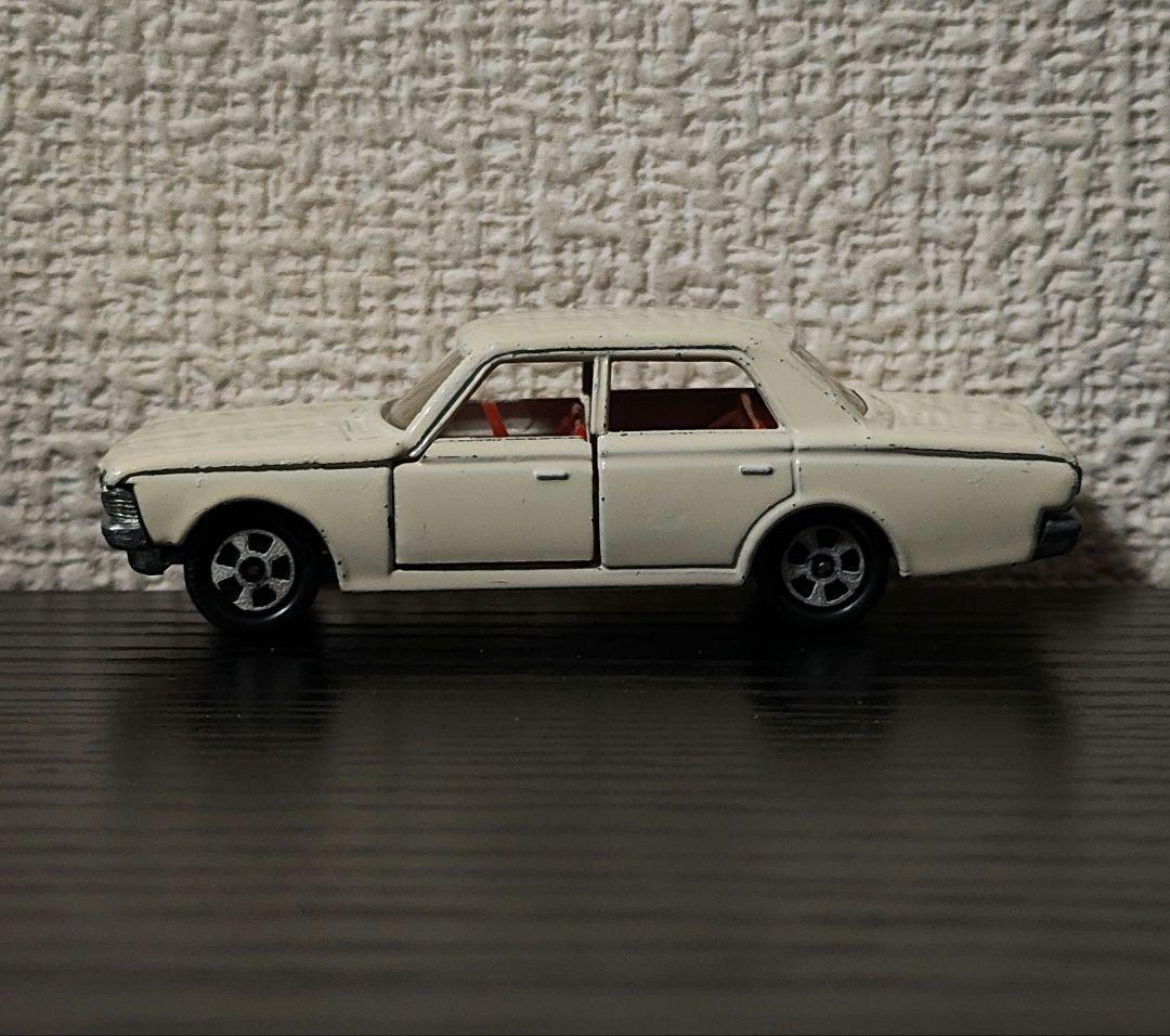 TOMICA　トミカ　クラウンDX　白色　1Aホイール