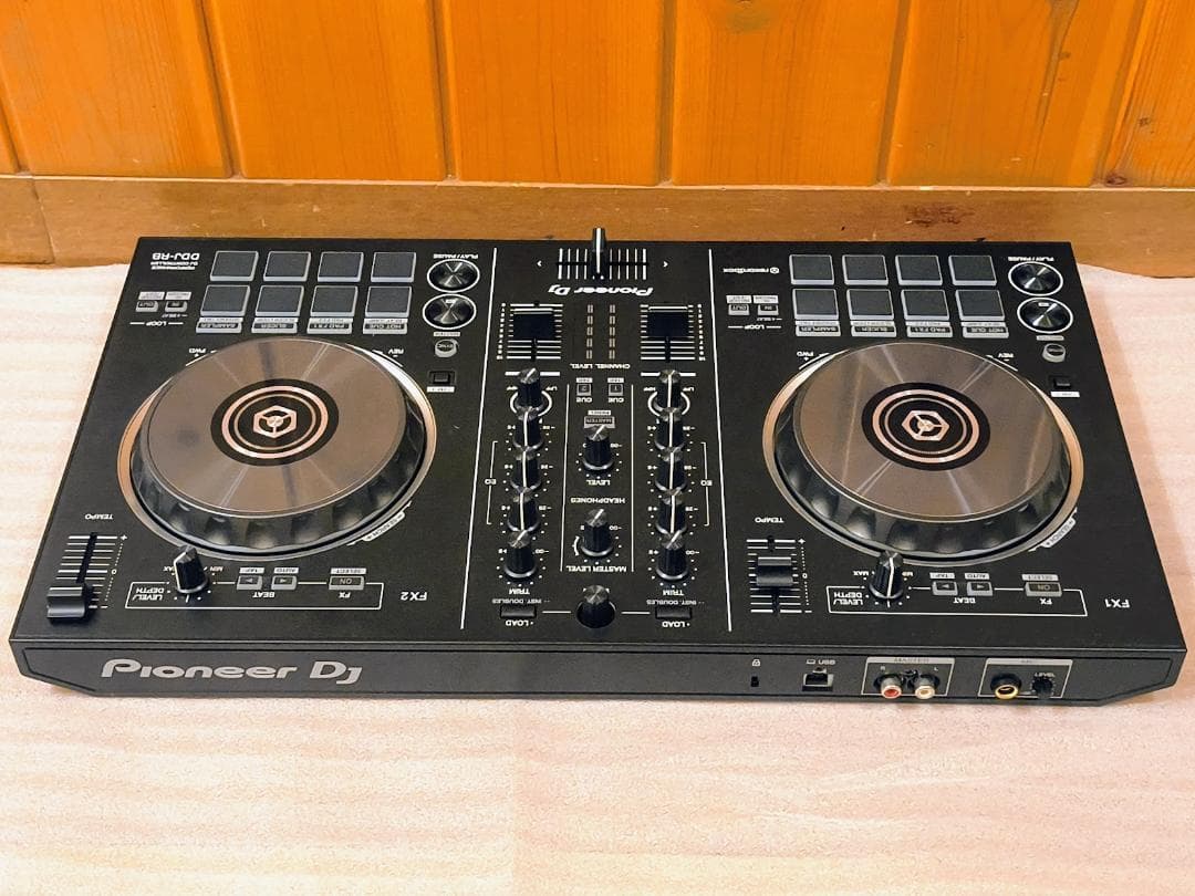 Pioneer DJコントローラー [DDJ-RB]