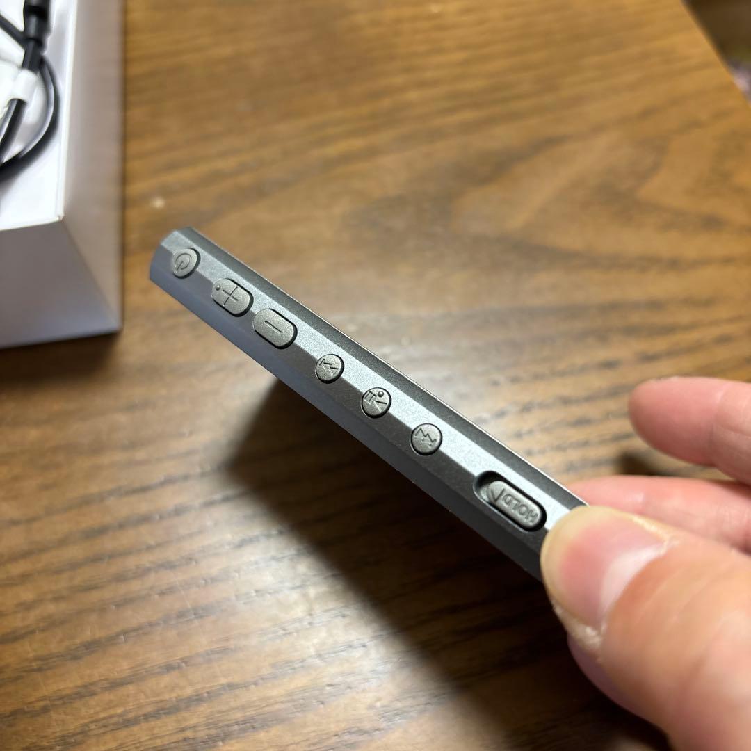 未使用！！SONY NW-A30シリーズ デジタルオーディオプレーヤー　グレー