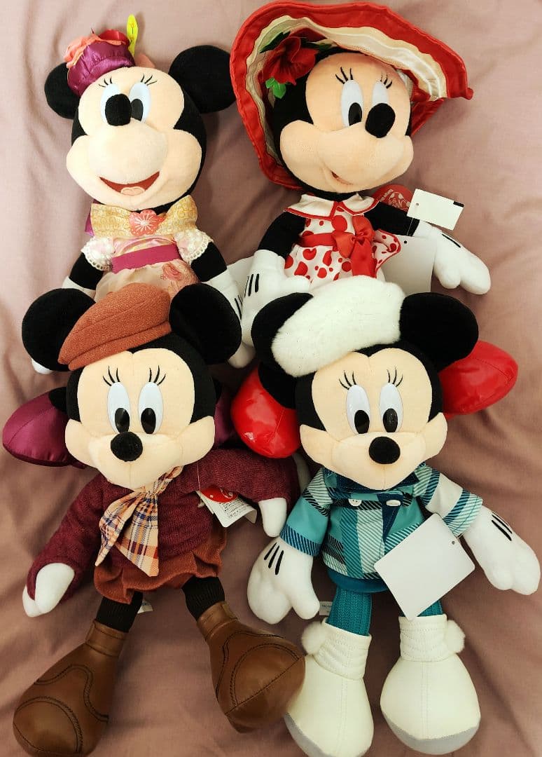 【新品タグ付き】ミニーのスタイルスタジオ 春夏秋冬 ぬいぐるみ 4体セット