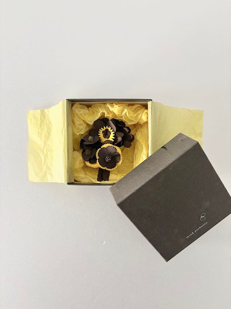 【美品】mina perhonen　joy　ブローチ　定価1.1万