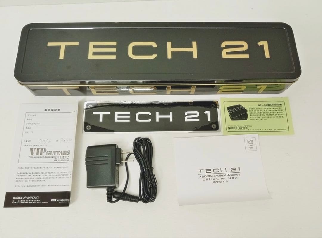 ベース TECH 21 BASS FLY RIG sans amp bass