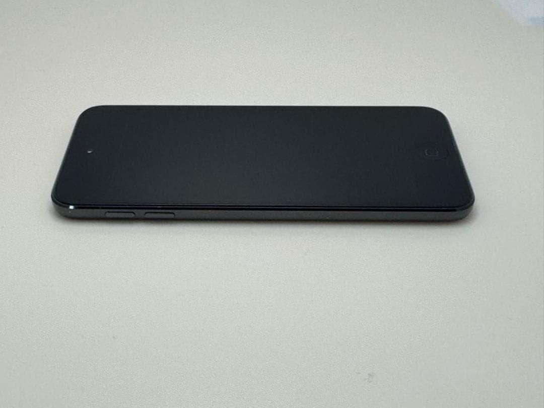 Apple iPod touch 第7世代　32GB A2178 現状品