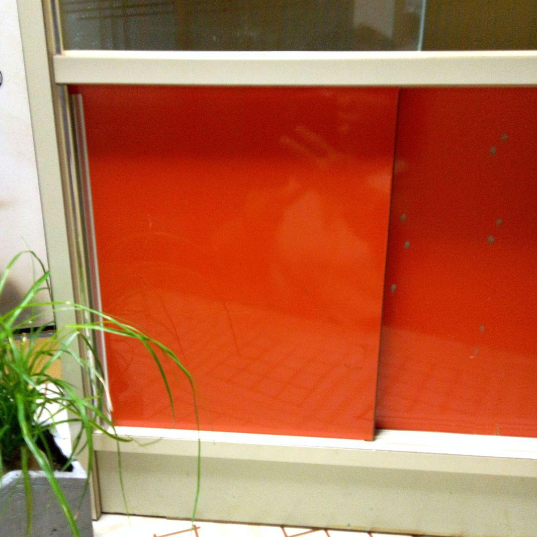 【昭和レトロ】ゴールデンウィークバーゲン　ミニ整理棚　ミニ食器棚　クリーム色