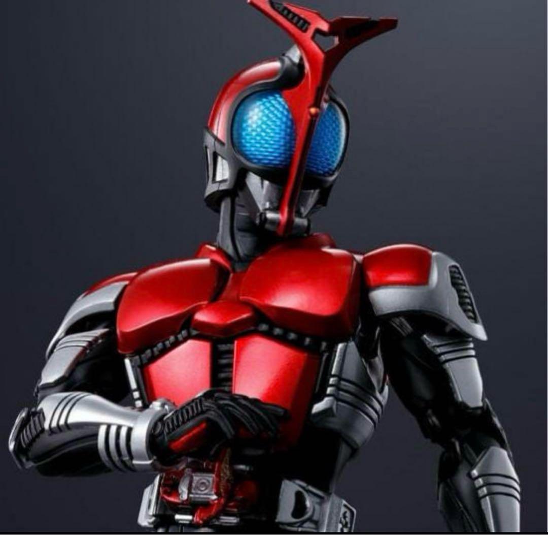 S.H.Figuarts（真骨彫） 仮面ライダーカブト ライダーフォーム