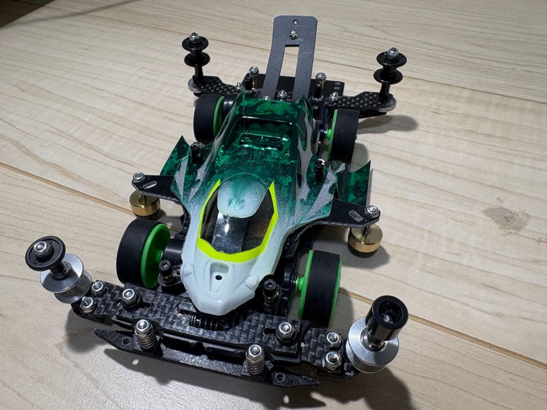 サンダーショット　VZシャーシ　ミニ四駆　完成品　タミヤ純正　フローティングギア