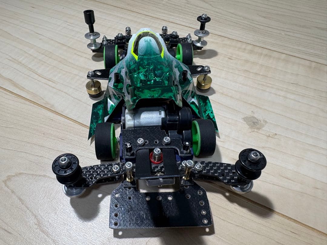 サンダーショット　VZシャーシ　ミニ四駆　完成品　タミヤ純正　フローティングギア