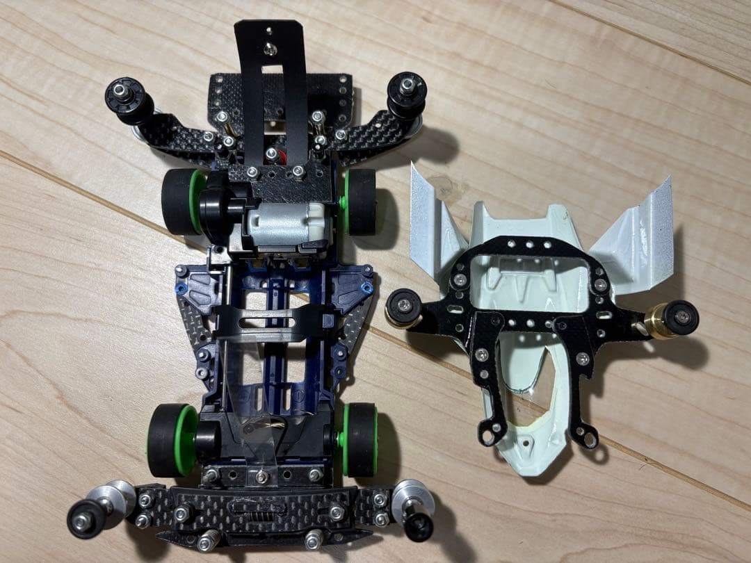 サンダーショット　VZシャーシ　ミニ四駆　完成品　タミヤ純正　フローティングギア