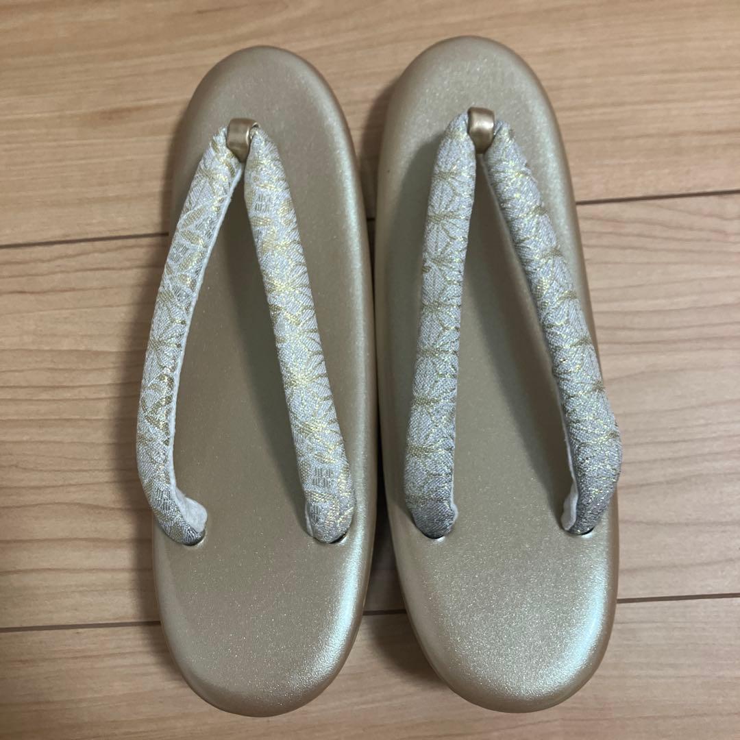 【まとめ売り】和装用バッグと草履セット 金色系