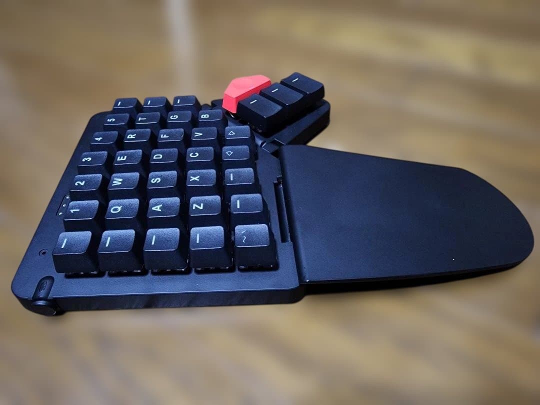 キーボード ZSA Moonlander Mark I Dark Matter Black