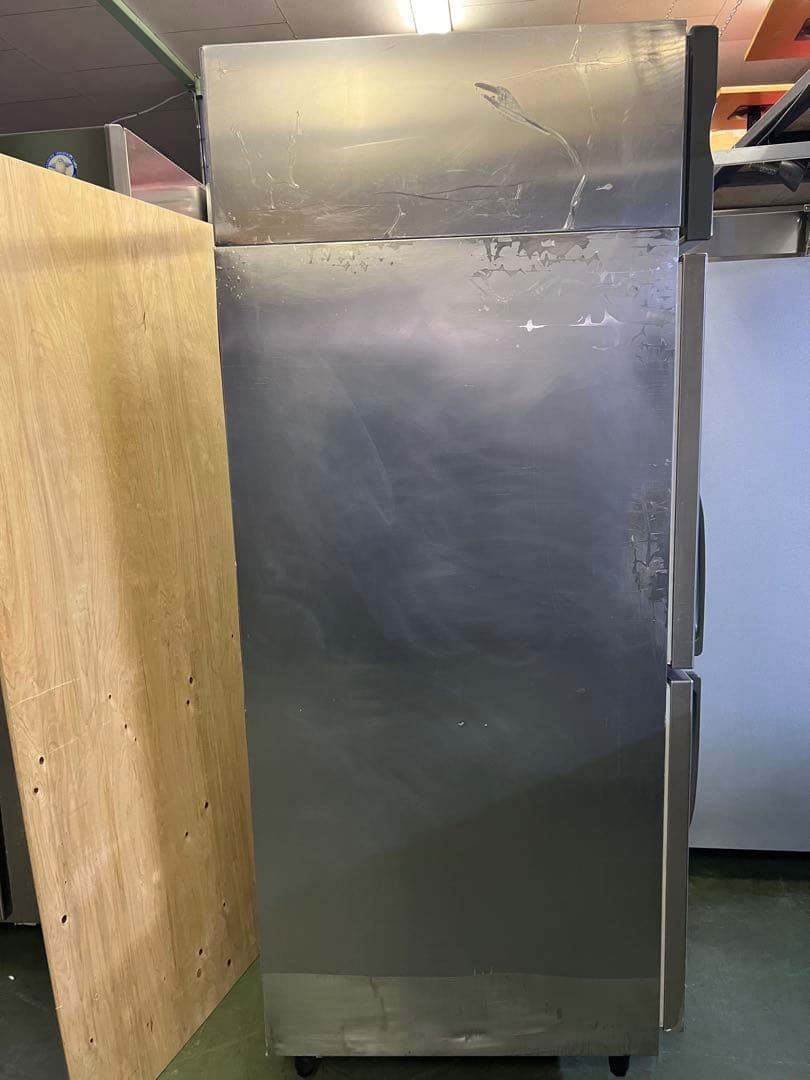 2013年 ホシザキ縦型恒温高湿庫