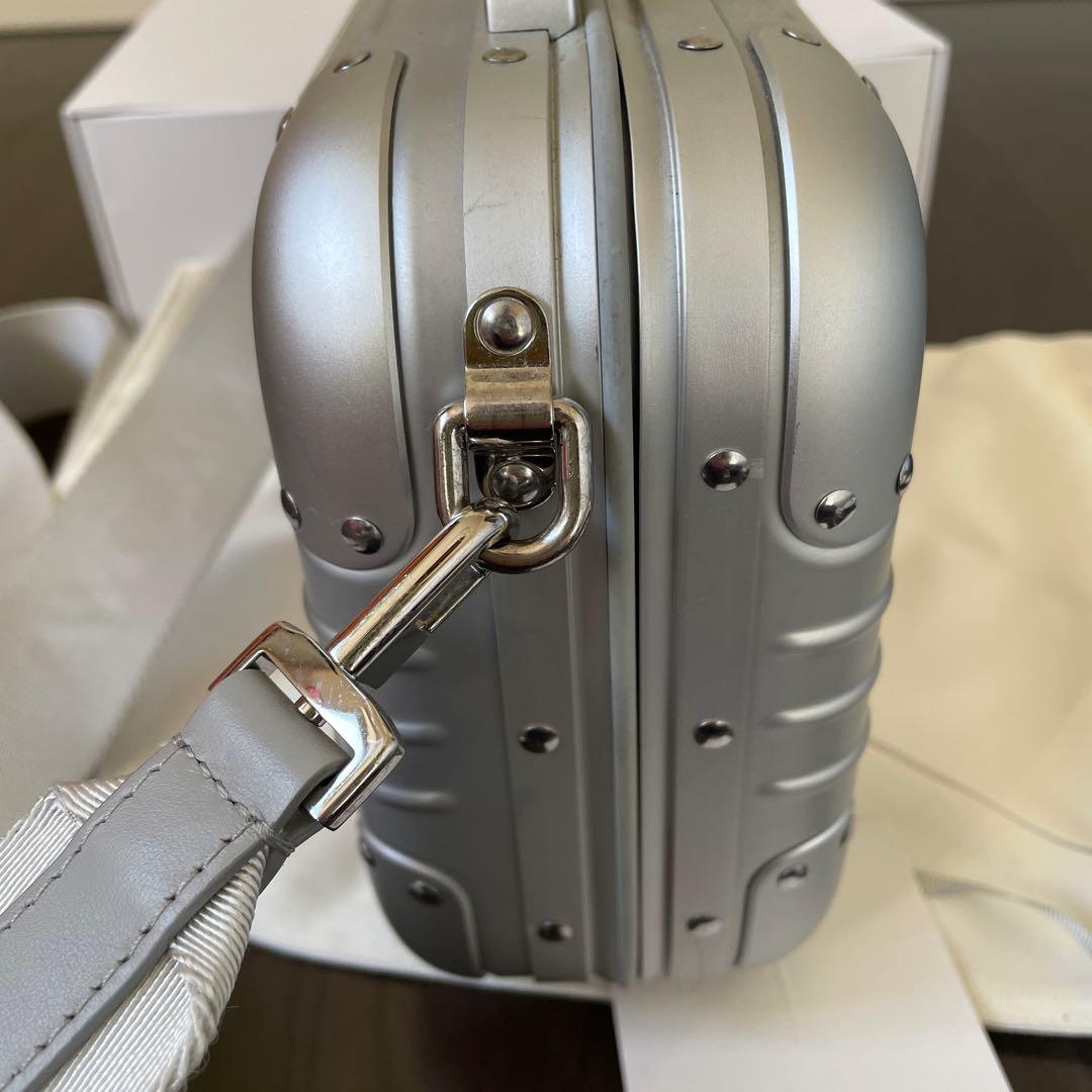 【極美品】RIMOWA ORIGINAL クロスボディ19 シルバー非売品セット