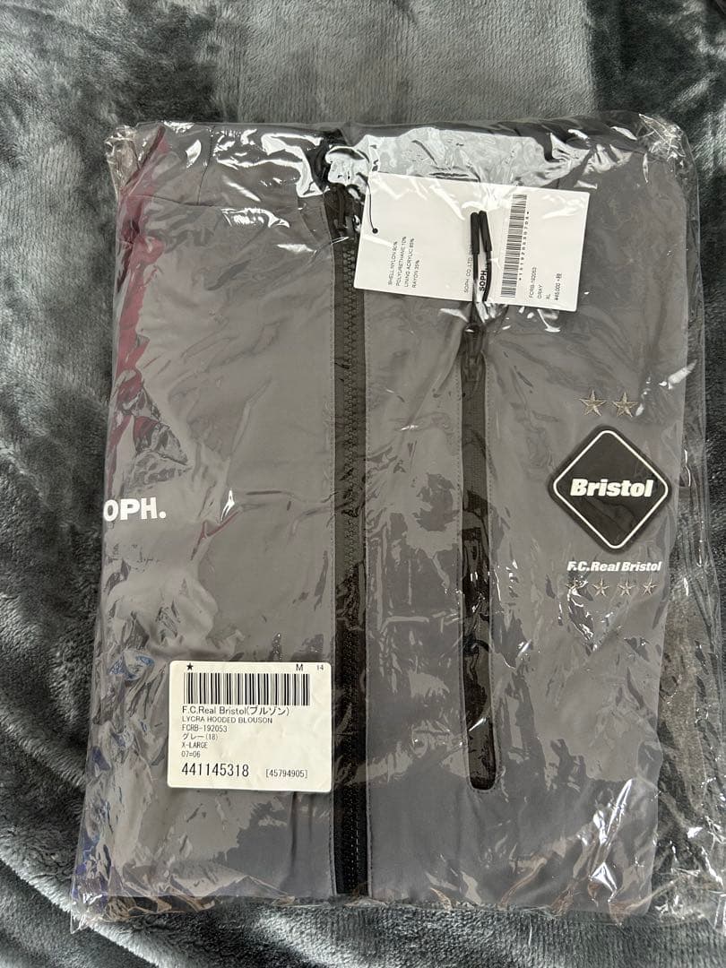 め*ん様 【新品未開封】FCRB LYCRA HOOD BLOUSON グレーX