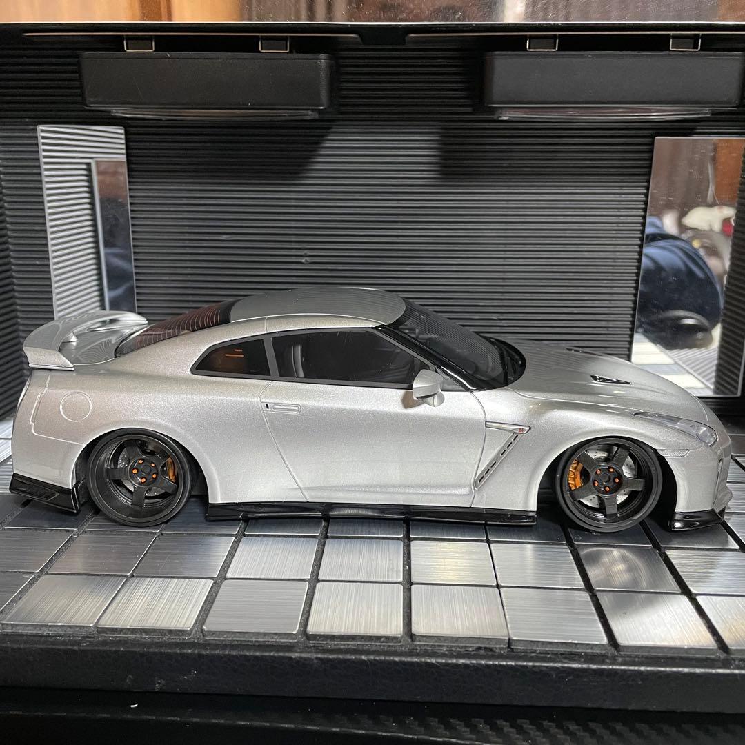 京商 1/18ニッサンGT-R R35 プレミアムエディション(カスタム仕様)