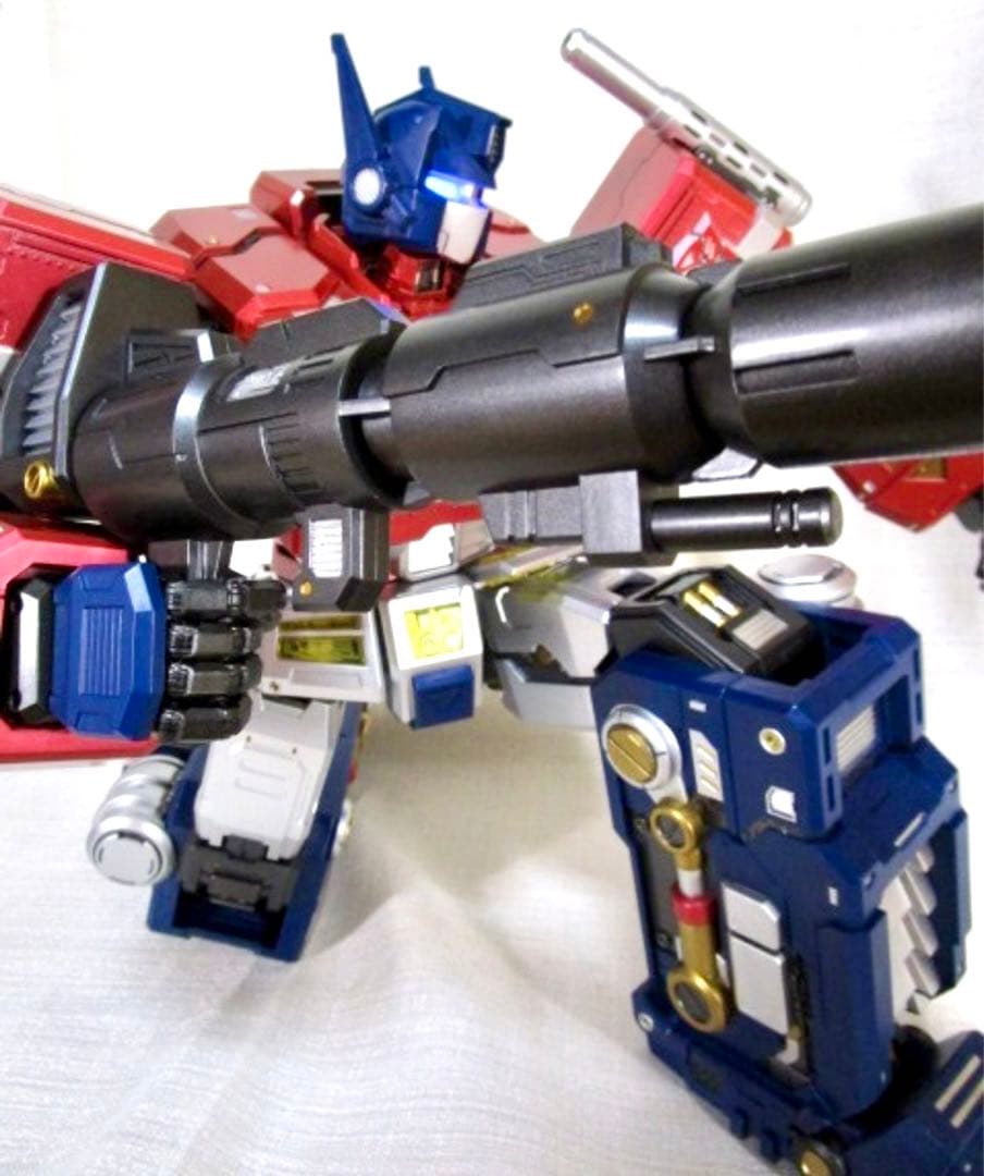 タイームセール トランスフォーマー メガアクション MAS-01 コンボイ