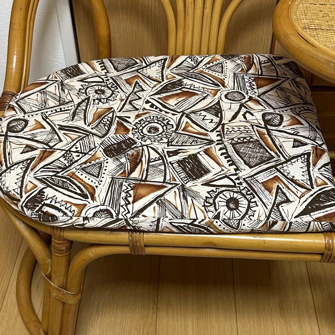 ラタン 椅子　サイドテーブル付き テレフォンベンチ 籐