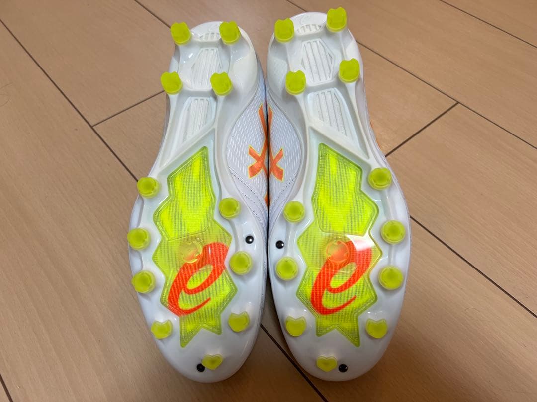 ASICS DS LIGHT X-FLY PRO ホワイト/オレンジ 25.5