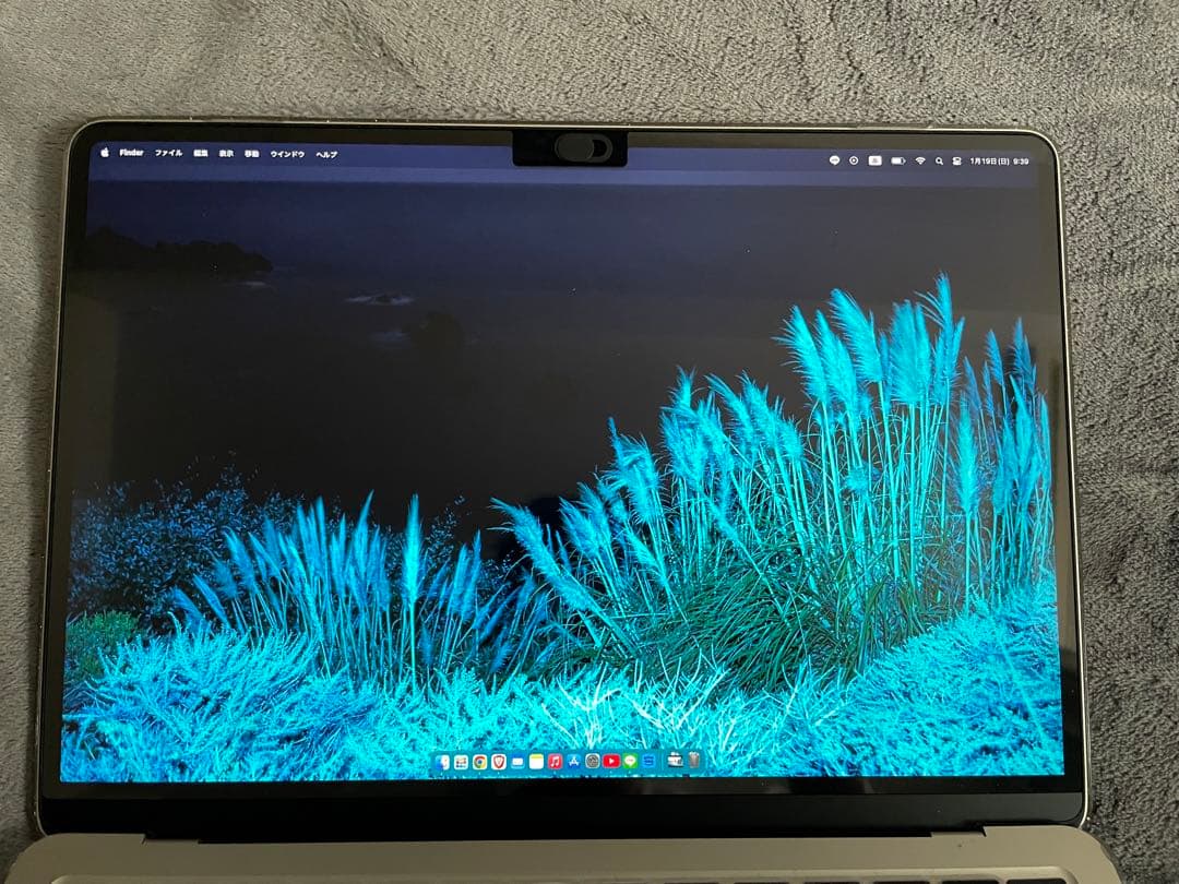 【美品・カバー付き】MacBook Air M2 13インチ8GB 256GB