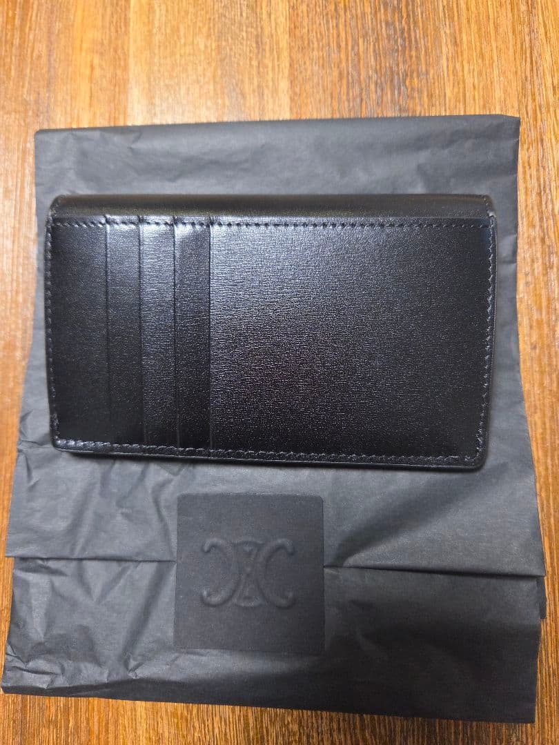 トリオンフフラップ付きロングカードホルダー / シャイニーカーフスキン