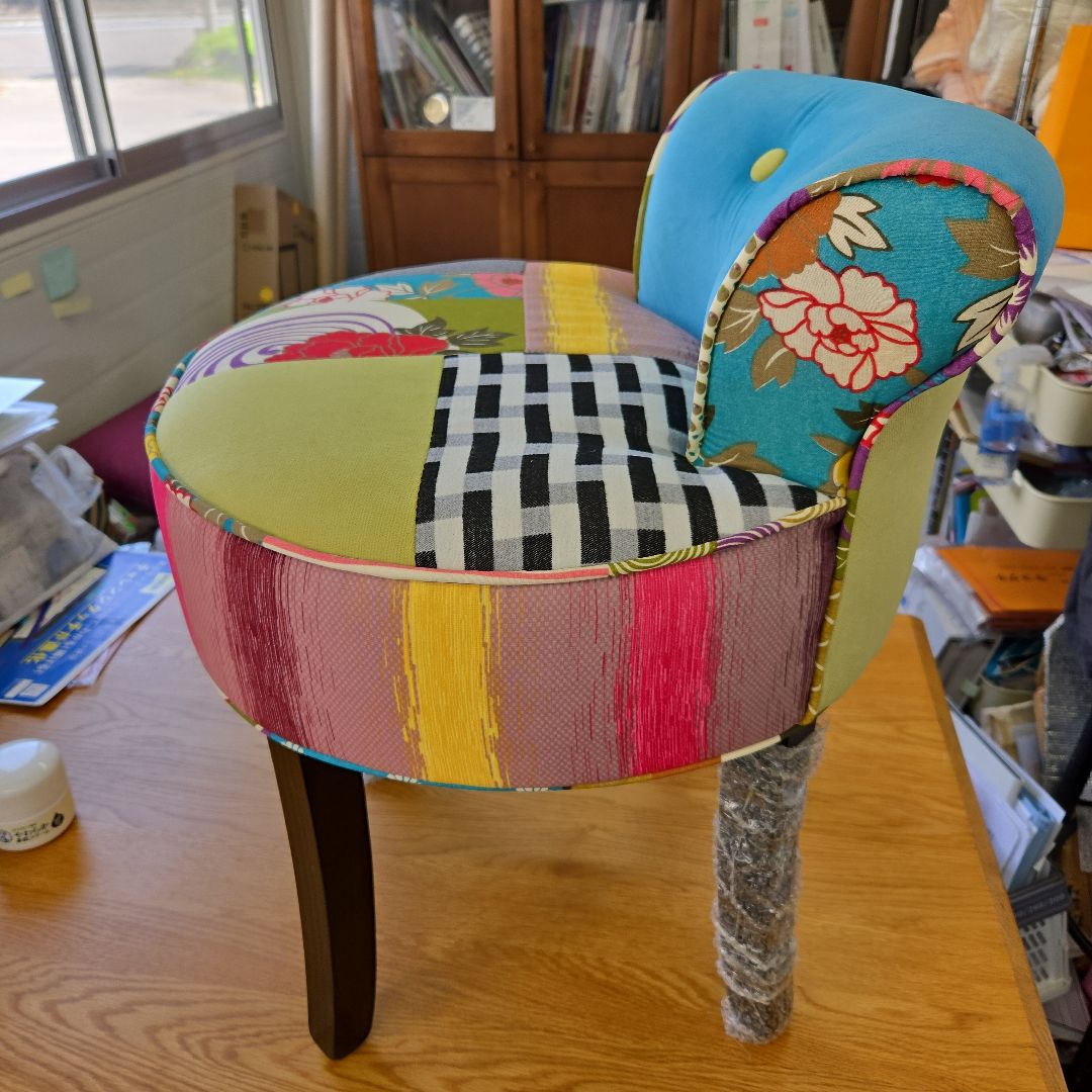 カラフルパッチワーク丸型椅子