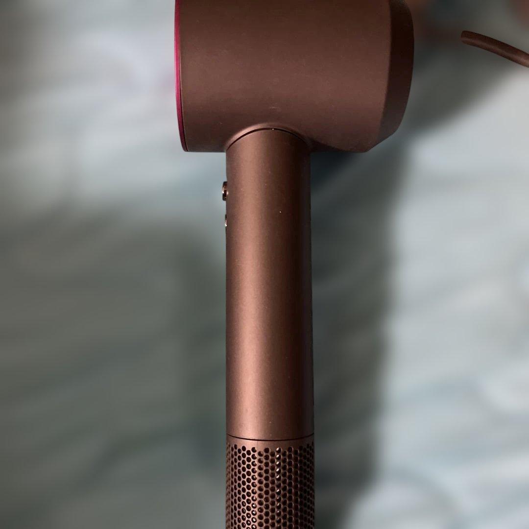 ダイソンドライヤー HD01 　アイアン／ピンク(P48) 動作品