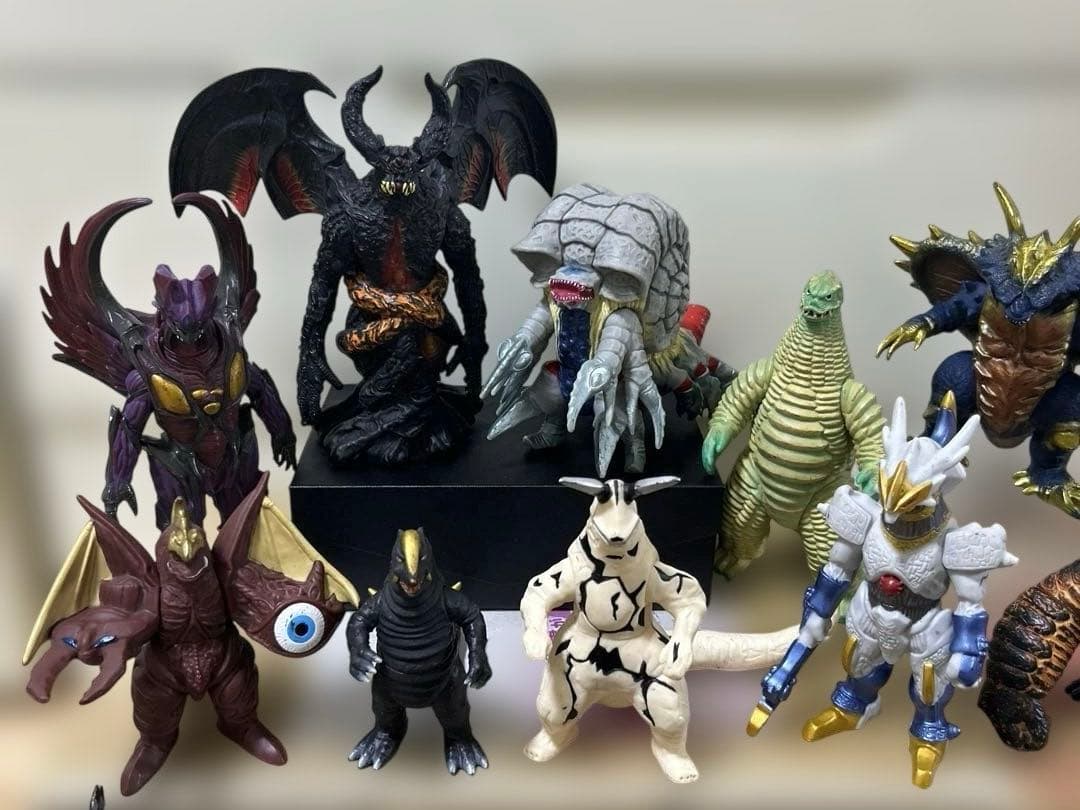 【まとめ売り】ウルトラマンシリーズ 怪獣フィギュア29体セット