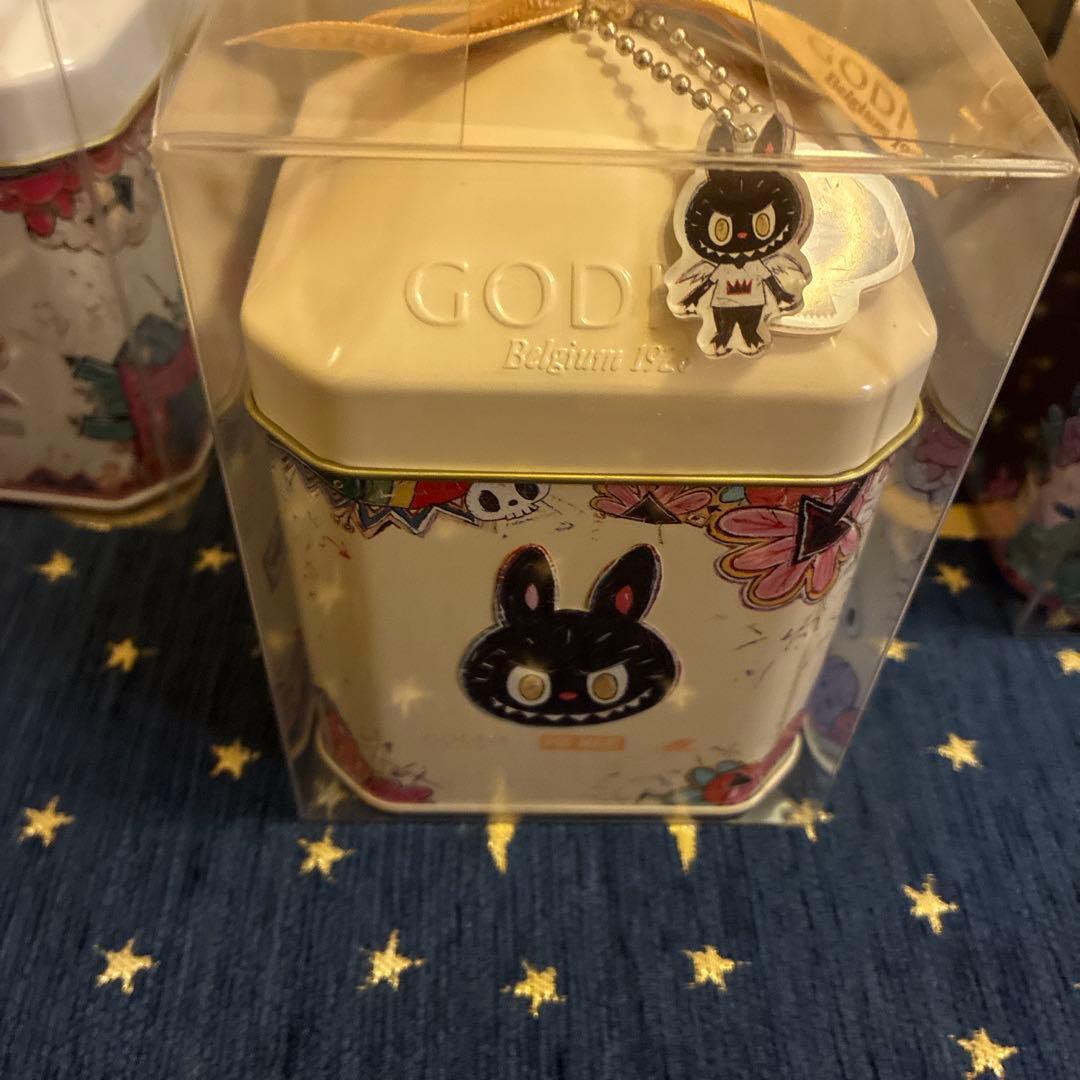 GODIVA LABUBU コラボ未開封3缶セット