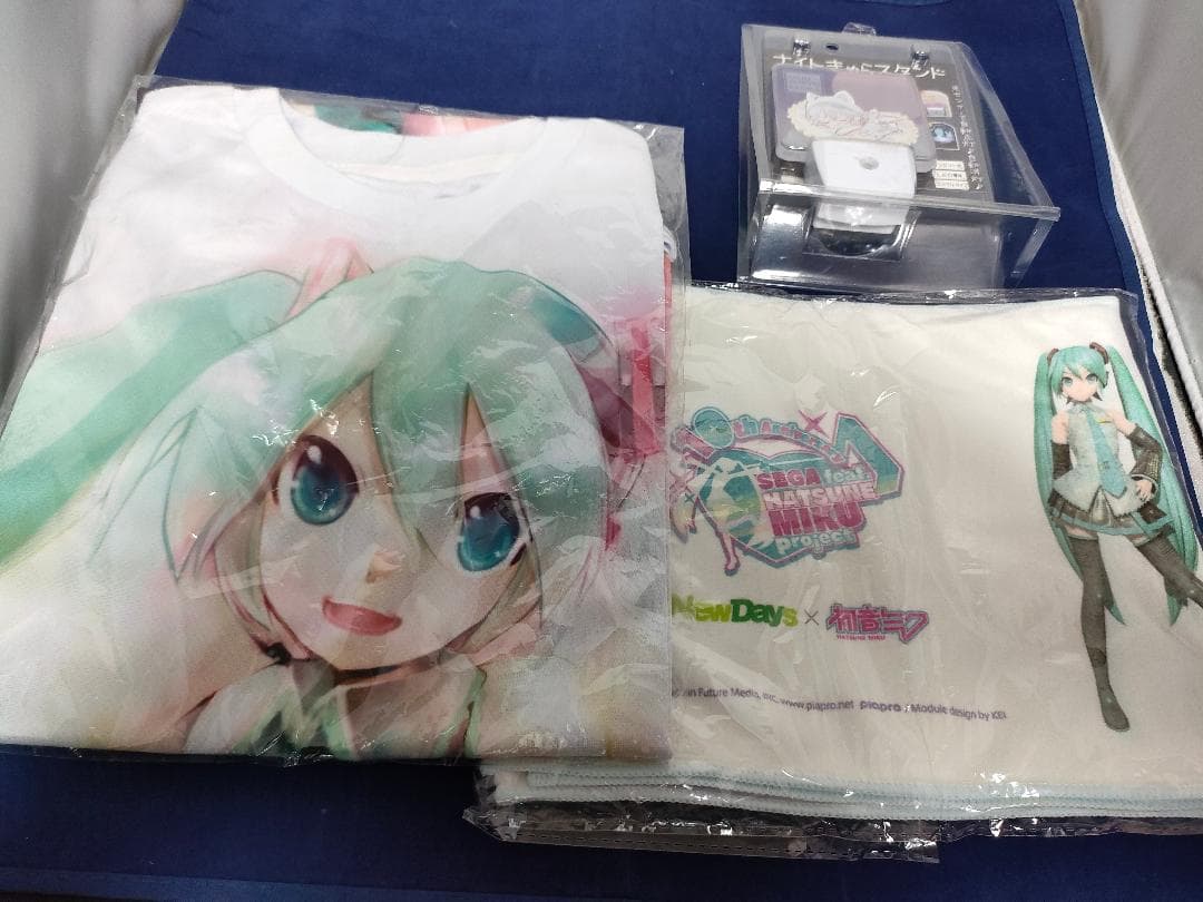 Tシャツ　文房具　マグカップ　アニメ　キャラクターグッズ　詰め合わせ