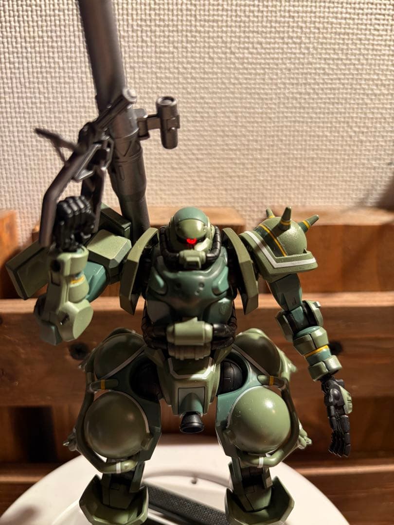HG 1/144 GQザク 全塗装+LED仕様