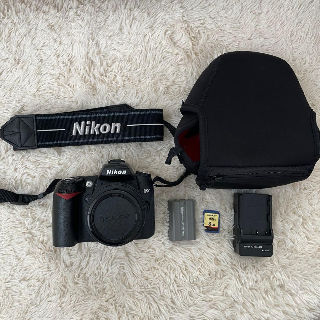 Nikon D90 デジタル一眼レフカメラ