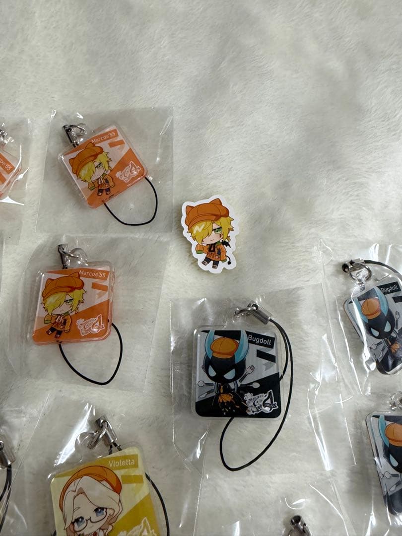 コンパス　カフェ　コースター　ステッカー　アクリルキーホルダー　缶バッジ　ジャン