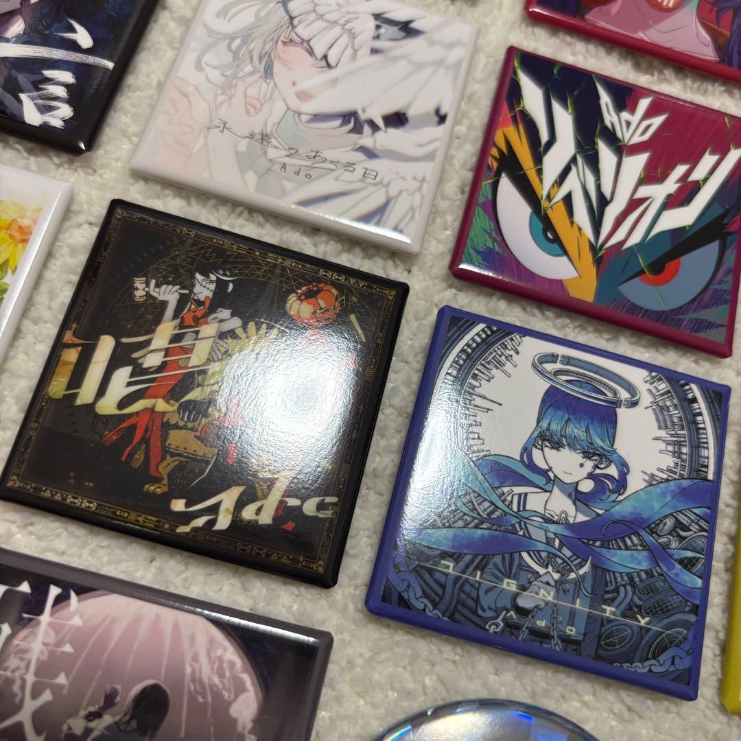 Ado モナ・リザの横顔グッズ こう見るとアタシも大きくなったもんねぇ〜缶バッジ