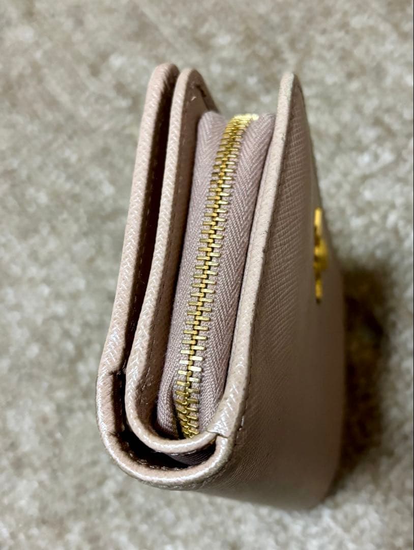 [美品]PRADA サフィアーノメタル 二つ折り財布 1ML225