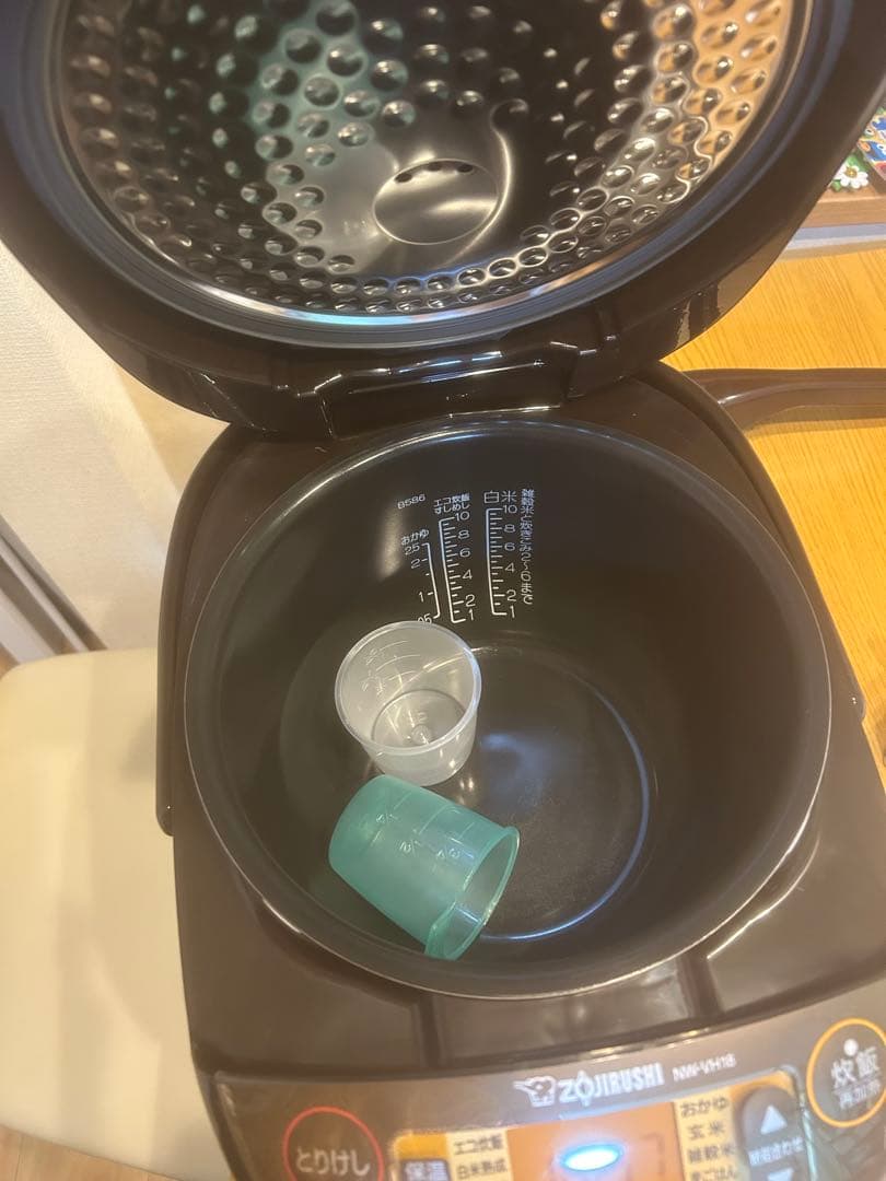 Zojirushi IH炊飯器 NW-VH18-TA ブラック 1.8L