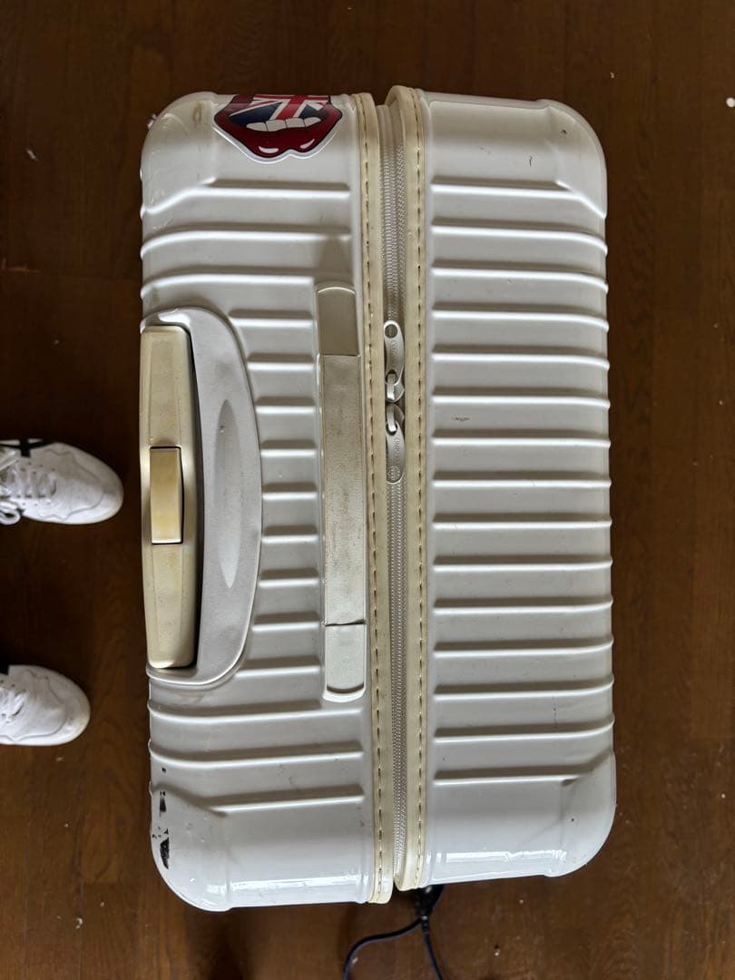 リモワ✖️ユナイテッドアローズキャリーケース 4輪キャスター