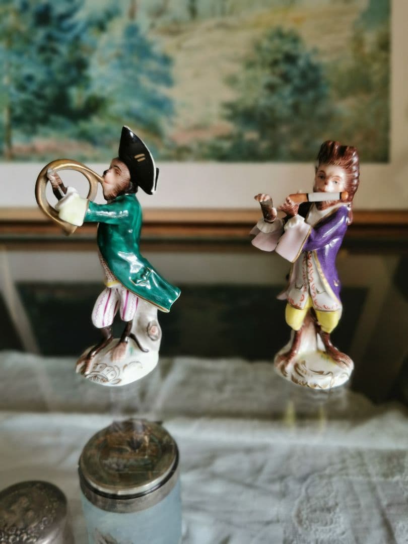 アンティーク ドイツ 正装した猿の楽隊フィギュリン 笛とホルン 人形２体セット