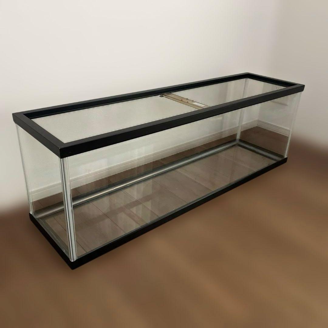 水槽　120cm 黒い枠