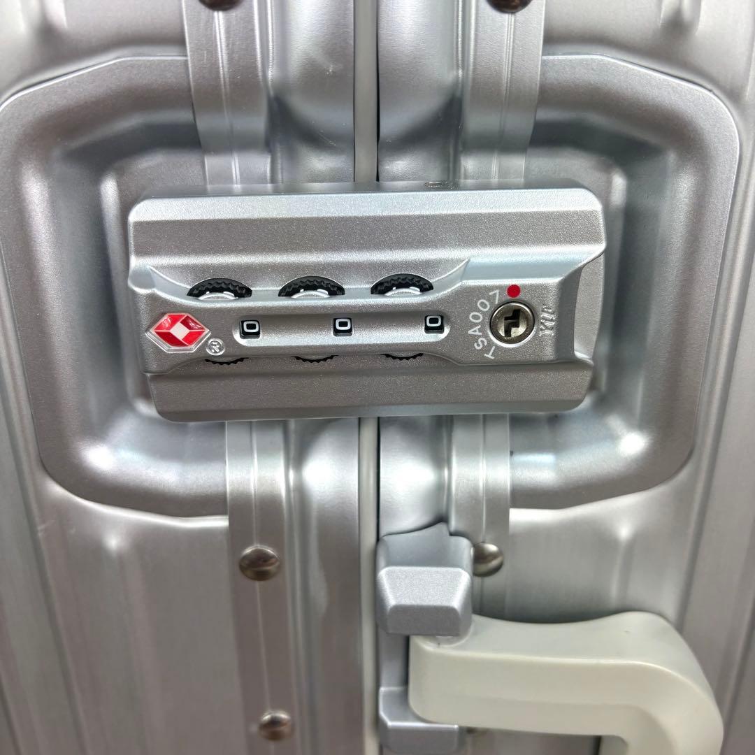 メルセデスベンツ32L アルミスーツケース《美品》機内持込みサイズ TSAロック