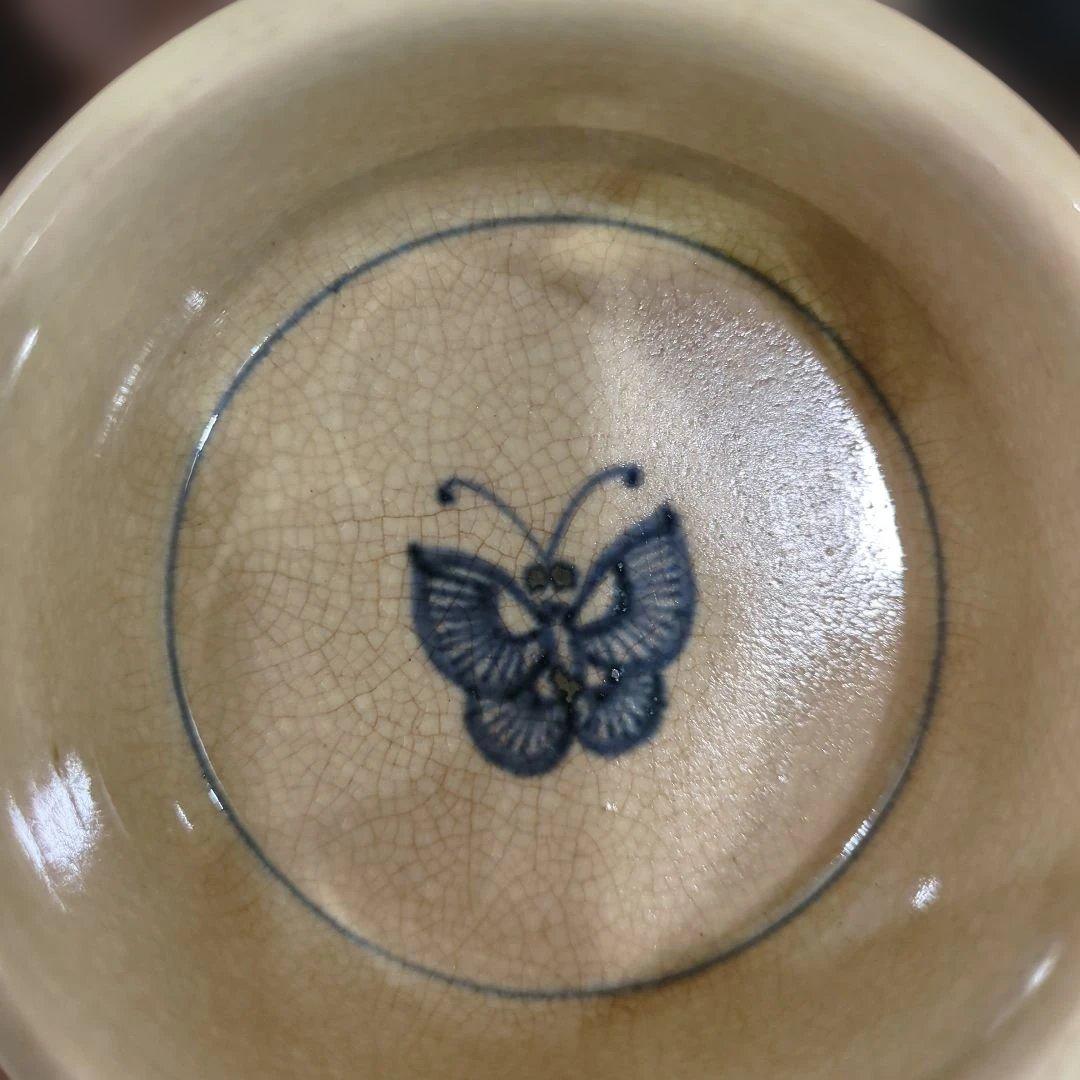 骨董　呉須　蝶々　汲出し茶碗　茶碗　陶器　胡蝶　在銘　5つ　木箱