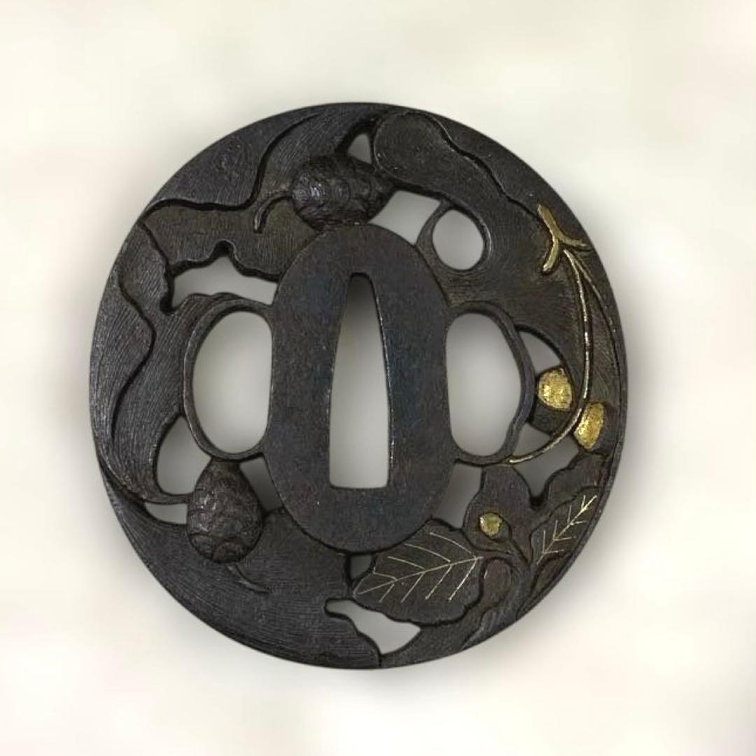 B-53 鍔　武具　刀装具　日本刀　時代物　骨董品　美術品　工芸品